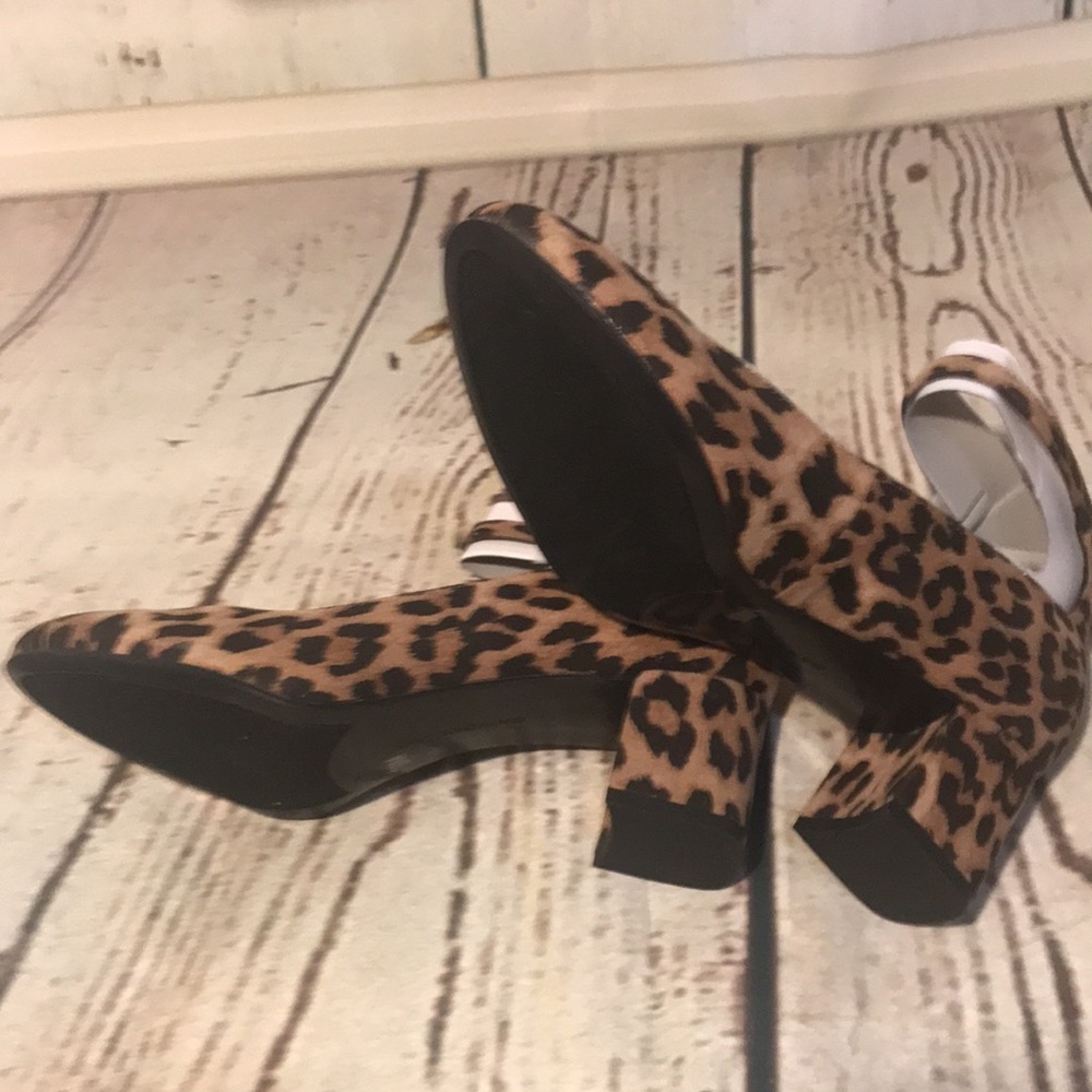 Shoes - Picture 5 of 6